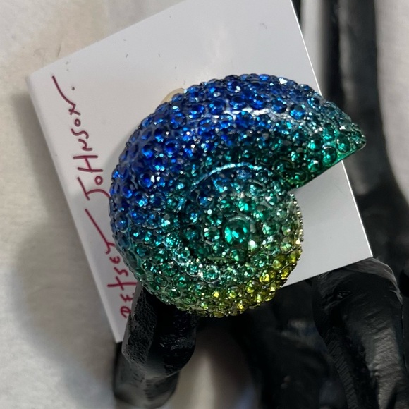 💙💚BETSEY JOHNSON MERMAID JEWELS SHELL Gold Tone Glass Crystals Stretch Ring💙💚NWT - Picture 4 of 10